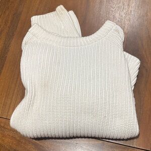Quince 100% organic cotton cable knit sweater